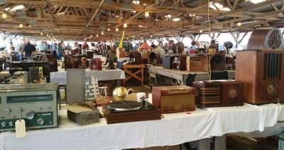 Renninger's Radio Meet