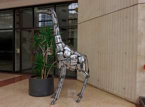 Chrome Bumper Giraffe at Ruffin Building In Wichita, KS