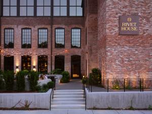 The exterior of the new boutique hotel, Rivet House, in Athens, Ga.