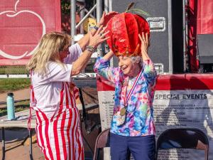 2025 Apple Peeling Contest Winner - Record Set