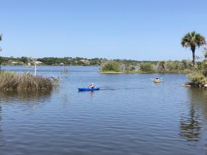 Kayaking Tomoka State Park