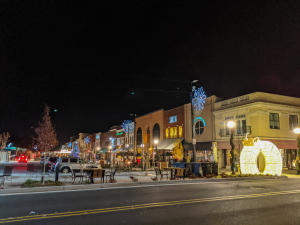Downtown Hickory Shops Christmas