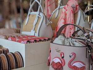 Kate spade flamingo purse clearance outlet