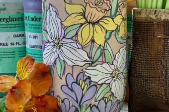 Paint a Tumbler | Spring Flowers Workshop @ Beale Pottery