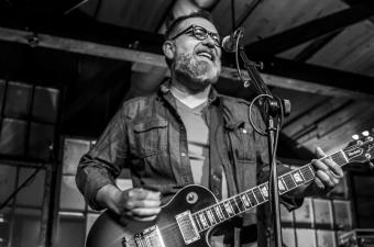 Mic Harrison (Superdrag, V-Roys) w<span>/</span> Matt Woods