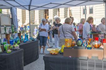 Round the Fountain Art Fair