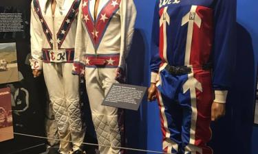 Evel Knievel - Suits