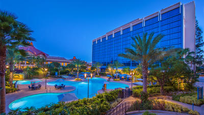 Disneyland Hotel Pool