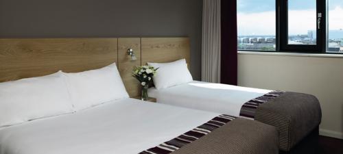 Leonardo Hotel Bedroom 2