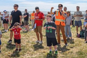 Little Wings: Plane Spotting