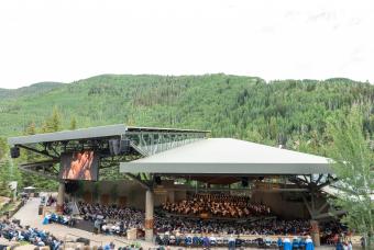 Bravo! Vail — LUISI & KAVAKOS: TCHAIKOVSKY VIOLIN CONCERTO