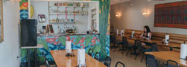 Marjie's grill store