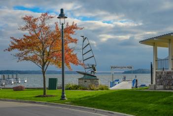 Fontana lakefront