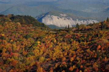 Looking Glass & Parkway in Fall