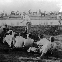 Tug o' War Across Theta Pond