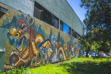 Dragon Mural in Oakland Chinatown