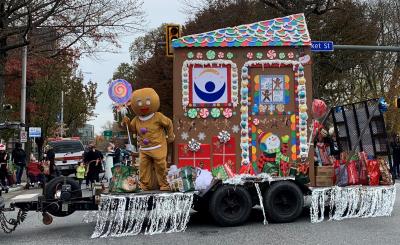 Harrisburg Holiday Parade Gingerbread House