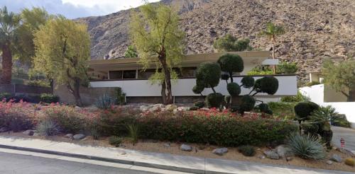 Healthman House by architect Donald Wexler