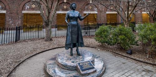 Ella Fitzgerald Statue Main