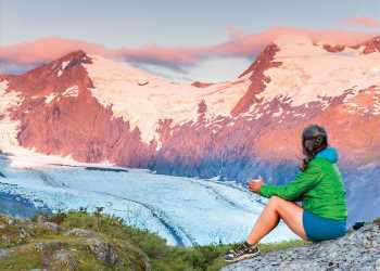 The front cover of the Official Anchorage Visitor Guide