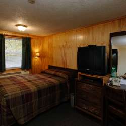 Rooms at the Interlochen Motel