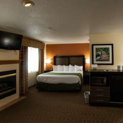 Rooms at the Days Inn & Suites by Wyndham