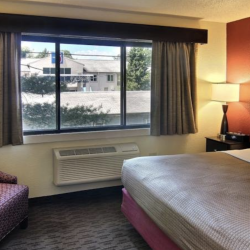 Rooms at the GrandStay Hotel & Suites Traverse City