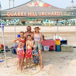 Quarry Hill - Gammie family at beach