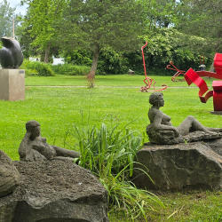 Charles Herndon sculpture garden Kelleys