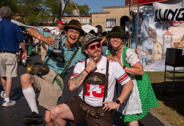 Oktoberfest | festivalgoers