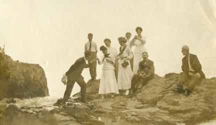 RB Hayes family Mouse Island