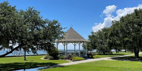 Mandeville lakefront gazebo