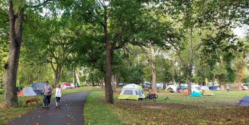 Wagner Outdoor Experience - Camping