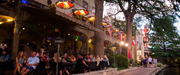 Cafe Ole Eating on the River Walk