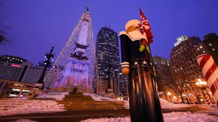 Monument Circle (Photo courtesy of Visit Indy)