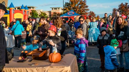 Free activities at the Smiley Morning Show Pumpkin Drop at The Shops at Perry Crossing