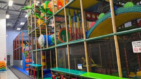 Kid's Planet indoor playground