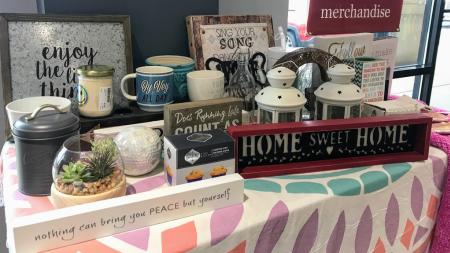 Home Decor at Simply Chic in Plainfield