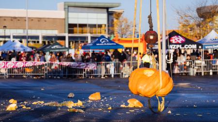 The Smiley Morning Show Pumpkin Drop at The Shops of Perry Crossing