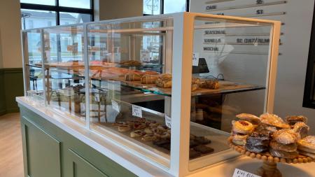 Bakery case at Mama Bird Bakery (Photo courtesy of Mama Bird Bakery Facebook)