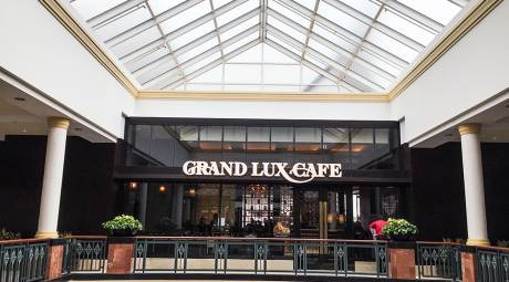 GRAND LUX CAFE