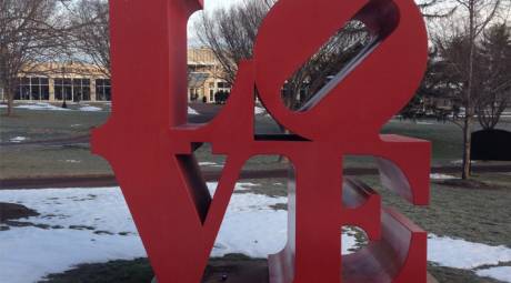 ATTRACTIONS - PHILLY FAVORITES - THE LOVE STATUE