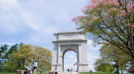 History - Valley Forge Memorial Arch