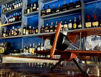 Bar Plane
