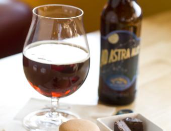 Cocoa Dolce Macarones & Beer
