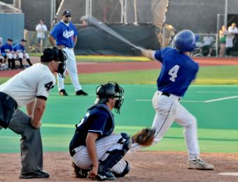 Sports_Recreation_NBC-World-Series_Batter-Swings_2010_Steve-Crecelius_Visit-Wichita-Internal-use