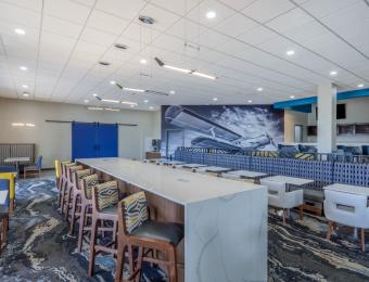 Breakfast Seating Area