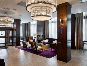 Ambasador Hotel Lobby