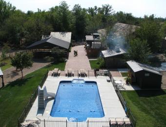 Pool and Picnic area