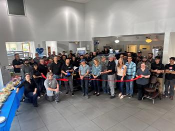 Stone's Subaru/Chevrolet Ribbon Cutting 3